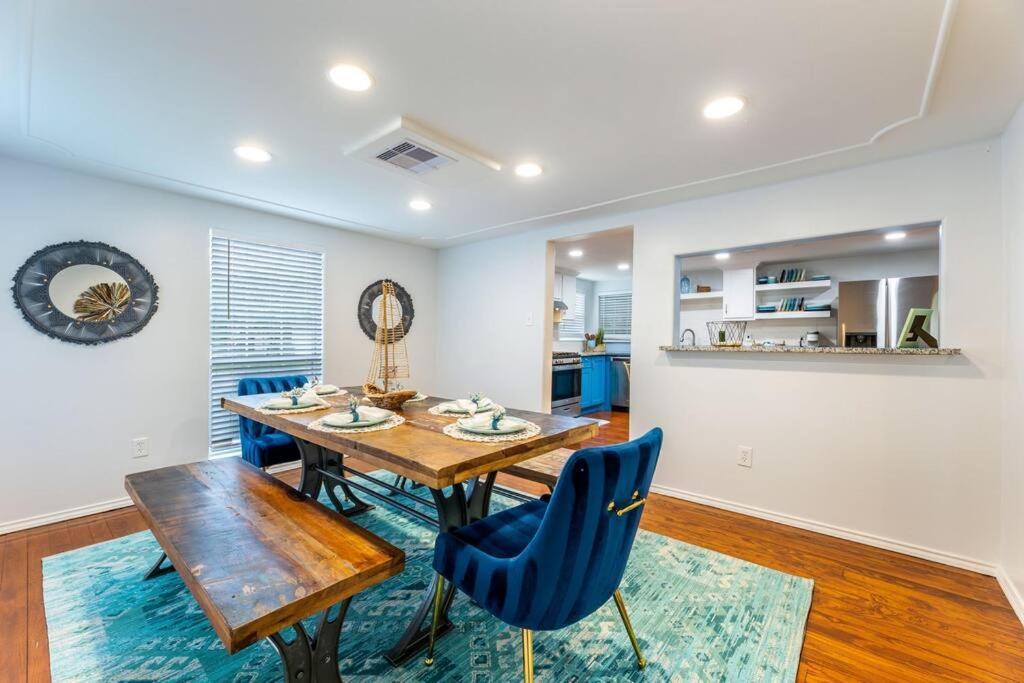 5/3 With A Heated Pool 2 Min From Beach, Updated Галвестън Екстериор снимка