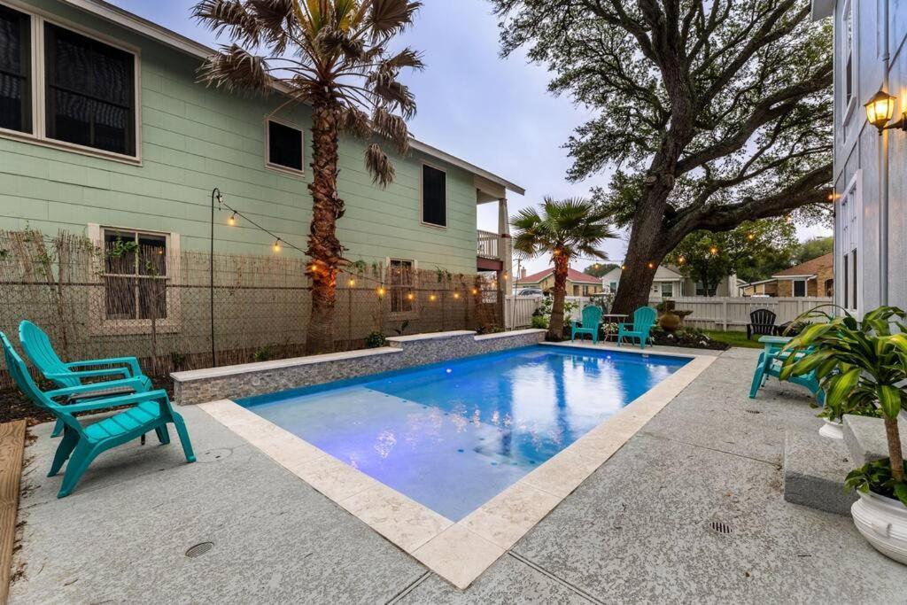 5/3 With A Heated Pool 2 Min From Beach, Updated Галвестън Екстериор снимка