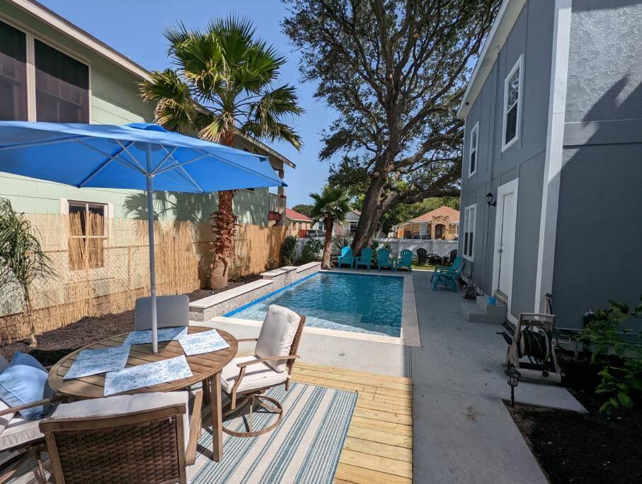 5/3 With A Heated Pool 2 Min From Beach, Updated Галвестън Екстериор снимка