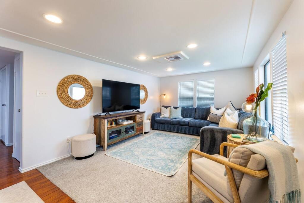 5/3 With A Heated Pool 2 Min From Beach, Updated Галвестън Екстериор снимка