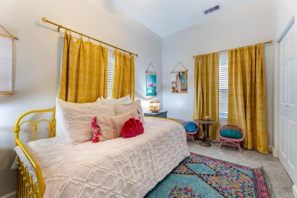 5/3 With A Heated Pool 2 Min From Beach, Updated Галвестън Екстериор снимка