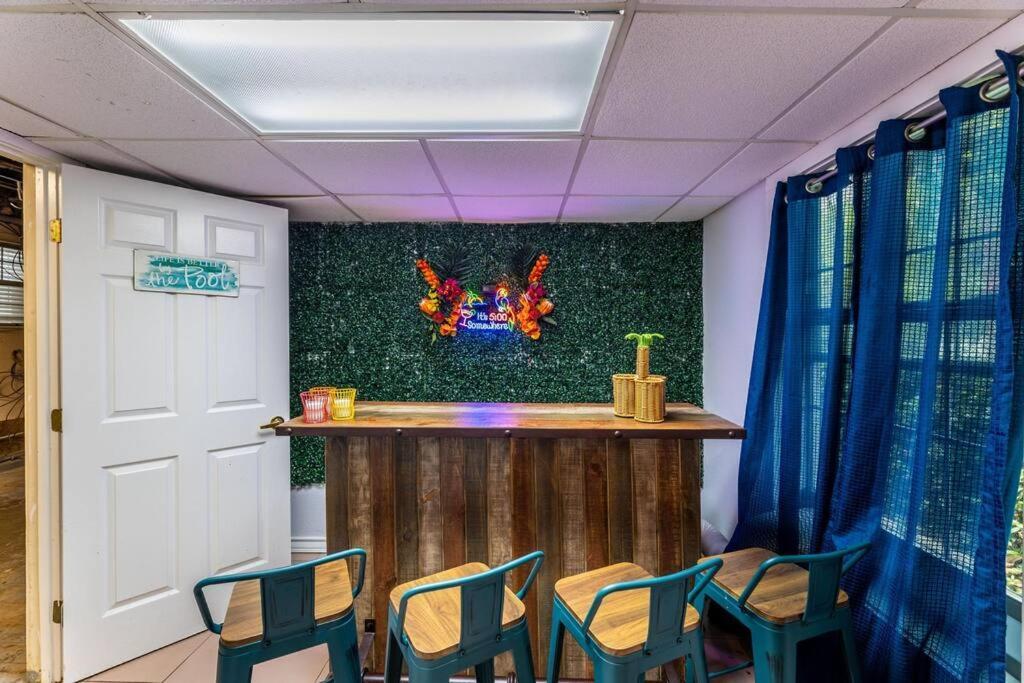 5/3 With A Heated Pool 2 Min From Beach, Updated Галвестън Екстериор снимка